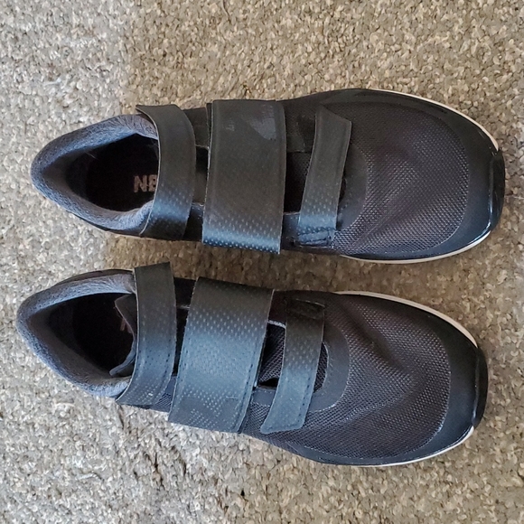 New Balance WX09BK Women's Cycle Shoes - Picture 1 of 4